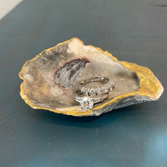 Gray Gold Oyster Shell Ring Dish, Holder Natural 🎁Wrapped & Gives Back🎗️ - Picture 1 of 10